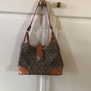 Dooney & Bourke Women’s Handbag